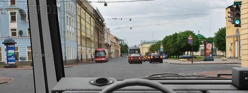 Разрешено ли Вам выехать на перекресток, за которым образовался затор: