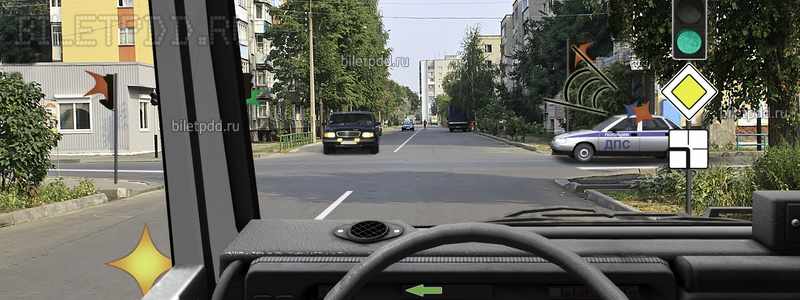 Как Вам следует поступить при повороте налево?